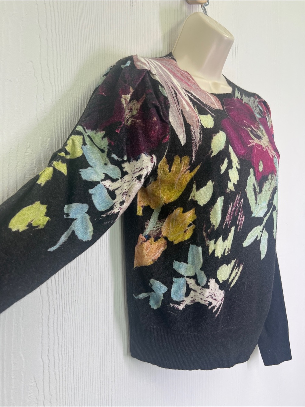 Ted Baker - Margaret Colorful Floral Long Sleeve Lightweight Sweater Size 0 - Picture 5 of 11